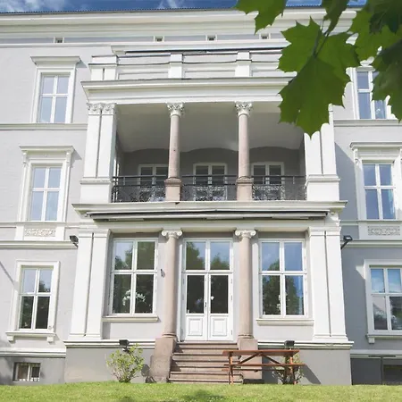 Frogner House - Slottsparken * Oslo